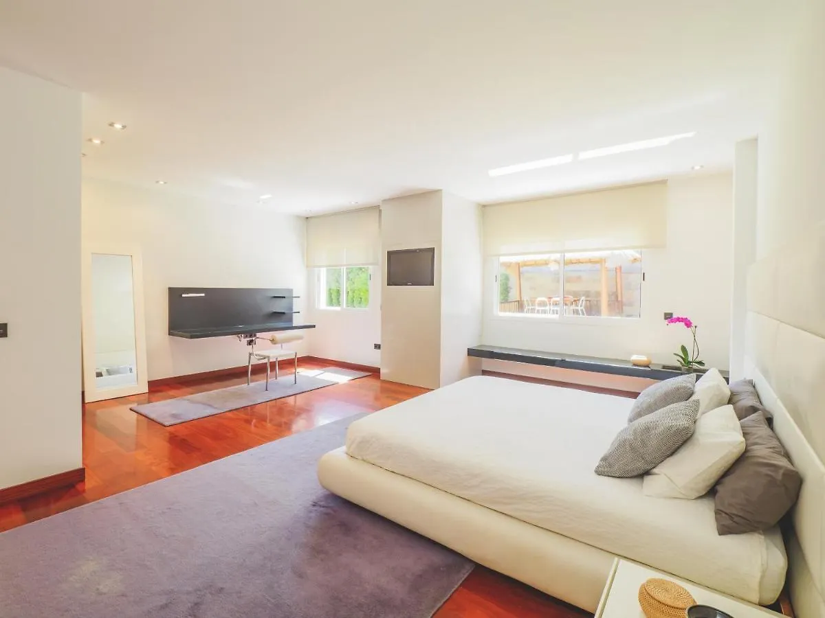 Cubo'S Gibralfaro House Center Villa Malaga 0*,  Spain